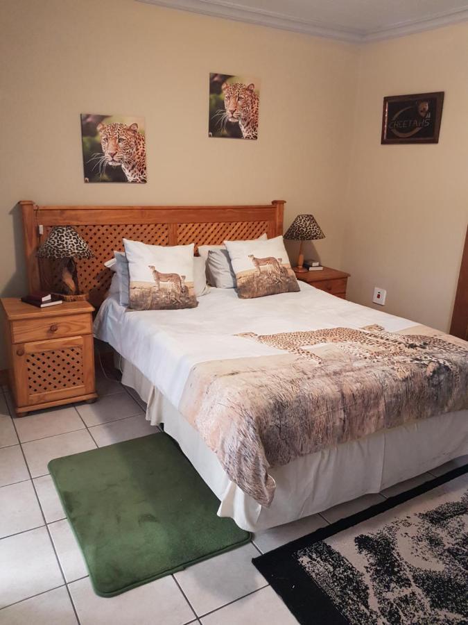 African Elephant Guesthouse เจอร์มิสตัน ภายนอก รูปภาพ